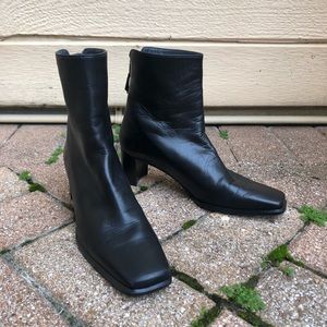 Stuart Weitzman Square Toe Leather Ankle Boots